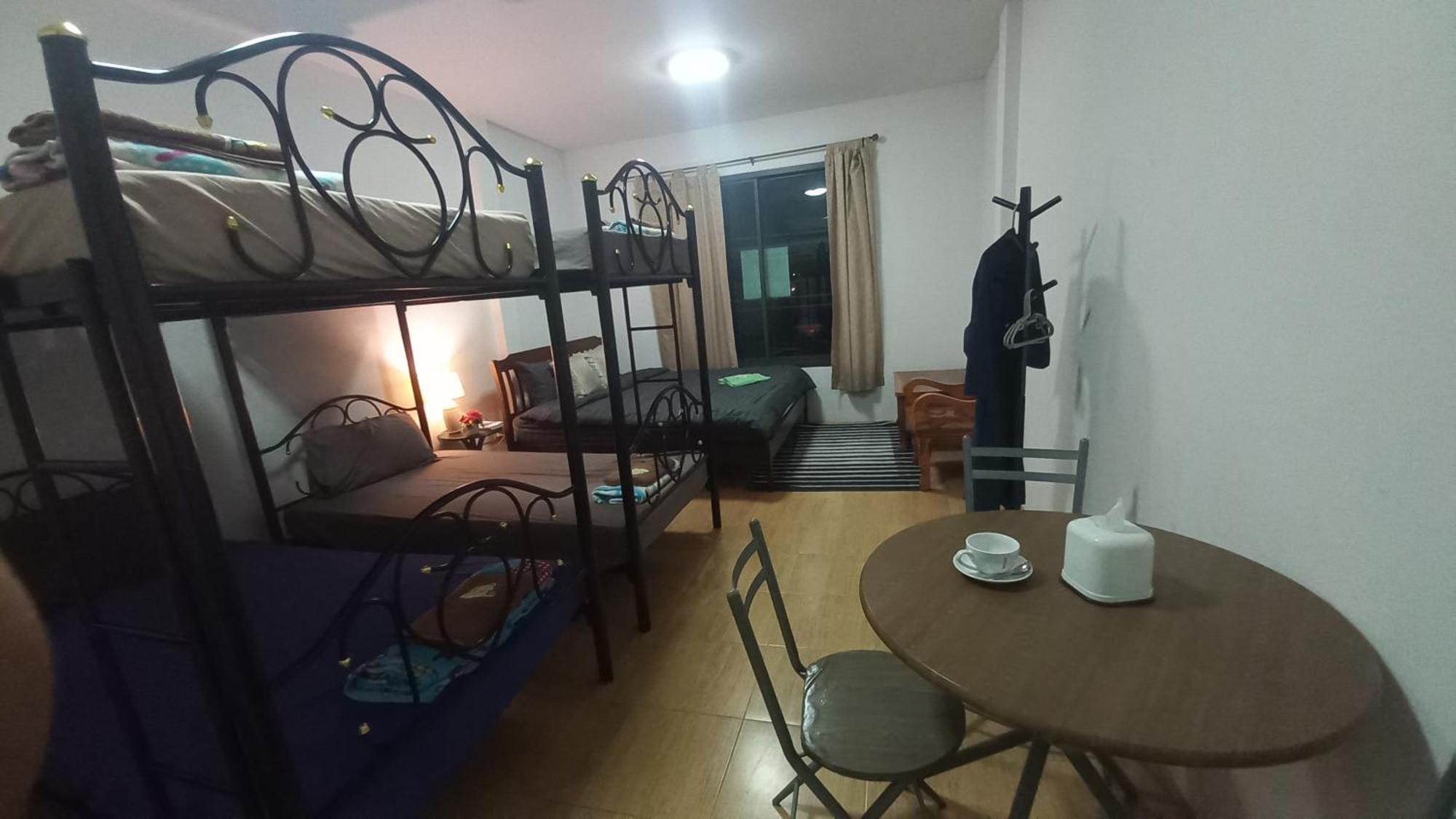 Amaretto Hostel Surat Thani Luaran gambar
