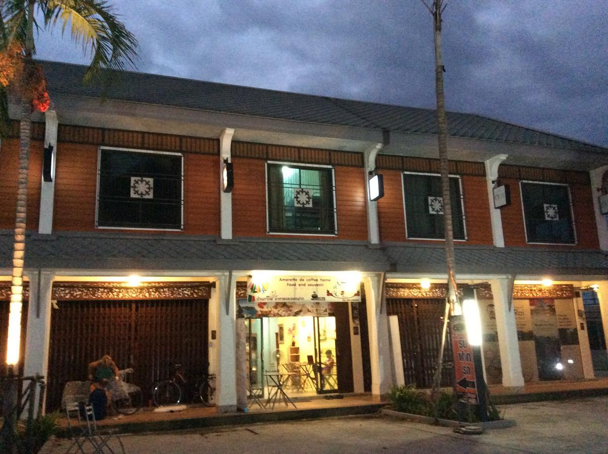 Amaretto Hostel Surat Thani Luaran gambar
